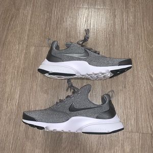 Nike shoes! Worn once. Perfect condition!